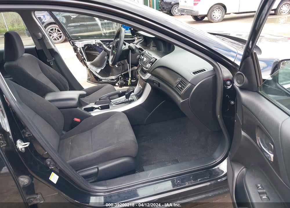 2015 HONDA ACCORD EX VIN: 1HGCR2F72FA065715