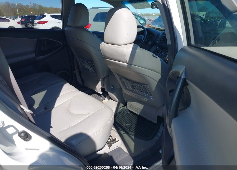 2010 TOYOTA RAV4 LIMITED V6 VIN: 2T3DK4DVXAW030676