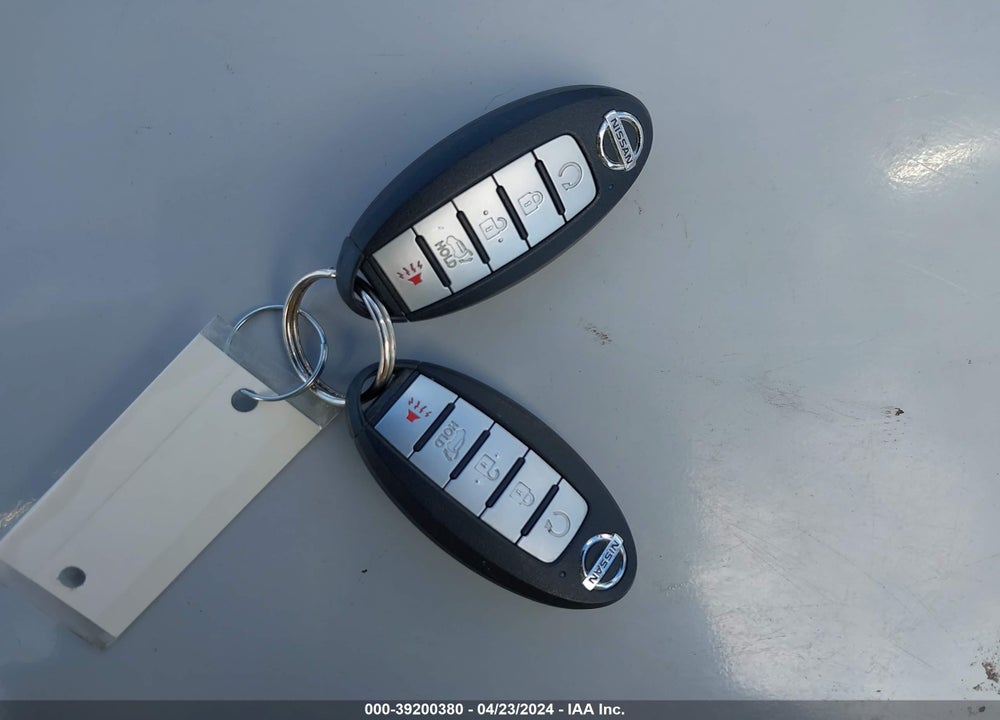 2019 NISSAN ROGUE SV VIN: 5N1AT2MT5KC768517