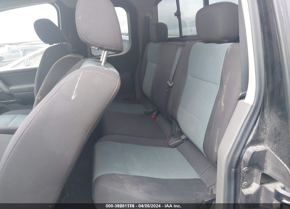 2005 NISSAN TITAN VIN: 1N6AA06A75N505686