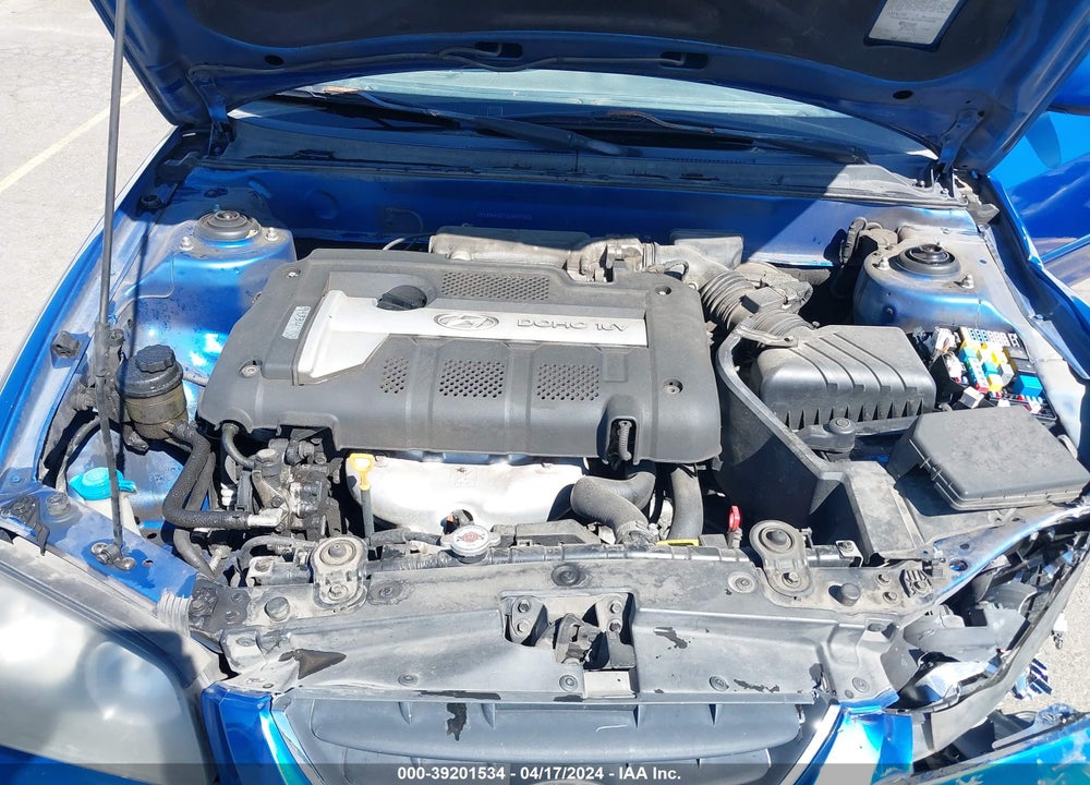 2004 HYUNDAI ELANTRA GLS/GT VIN: KMHDN46D24U887969
