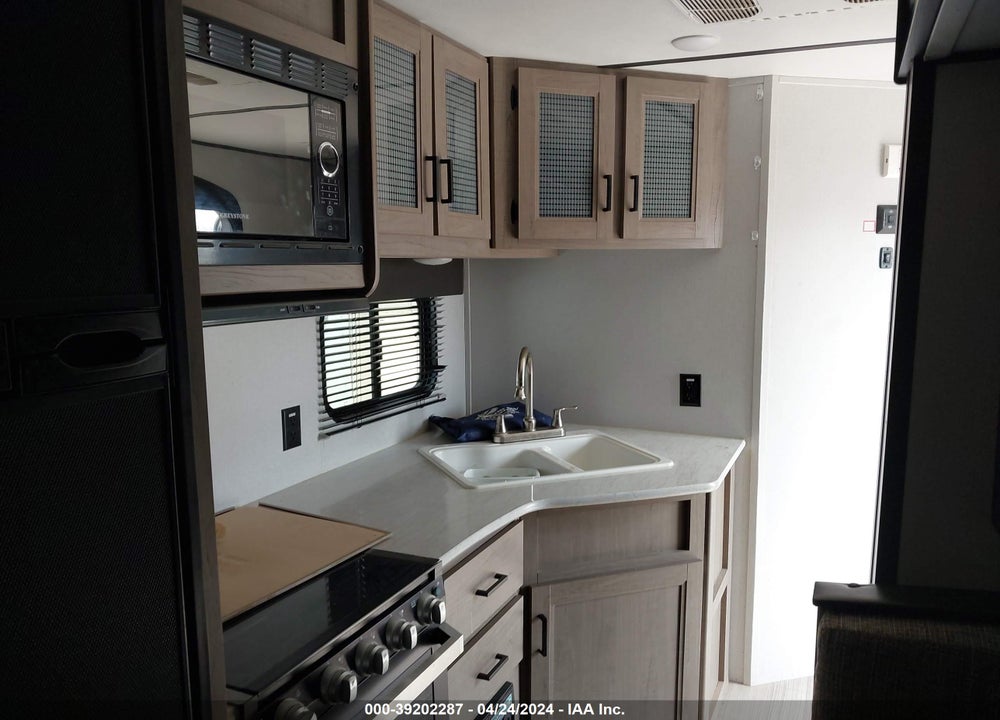 2020 KEYSTONE HIDEOUT LHS 338 LHS VIN: 4YDT3382XL7242878