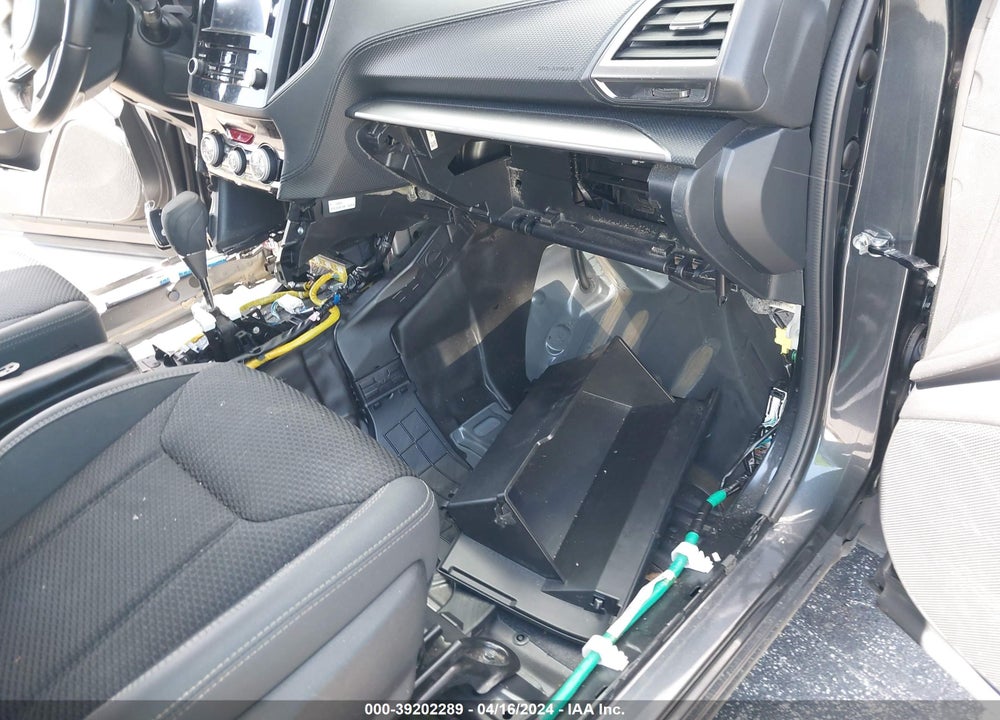 2019 SUBARU FORESTER PREMIUM VIN: JF2SKAGC3KH562666