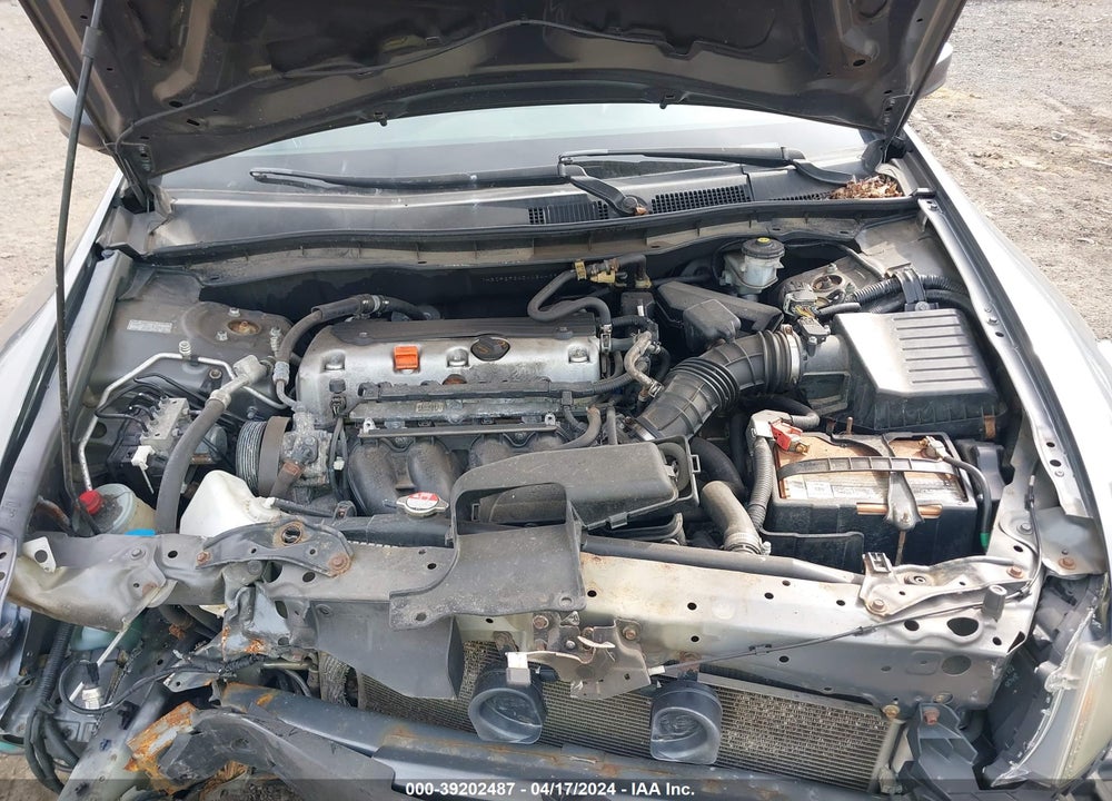 2011 HONDA ACCORD 2.4 LX VIN: 1HGCP2F34BA084439