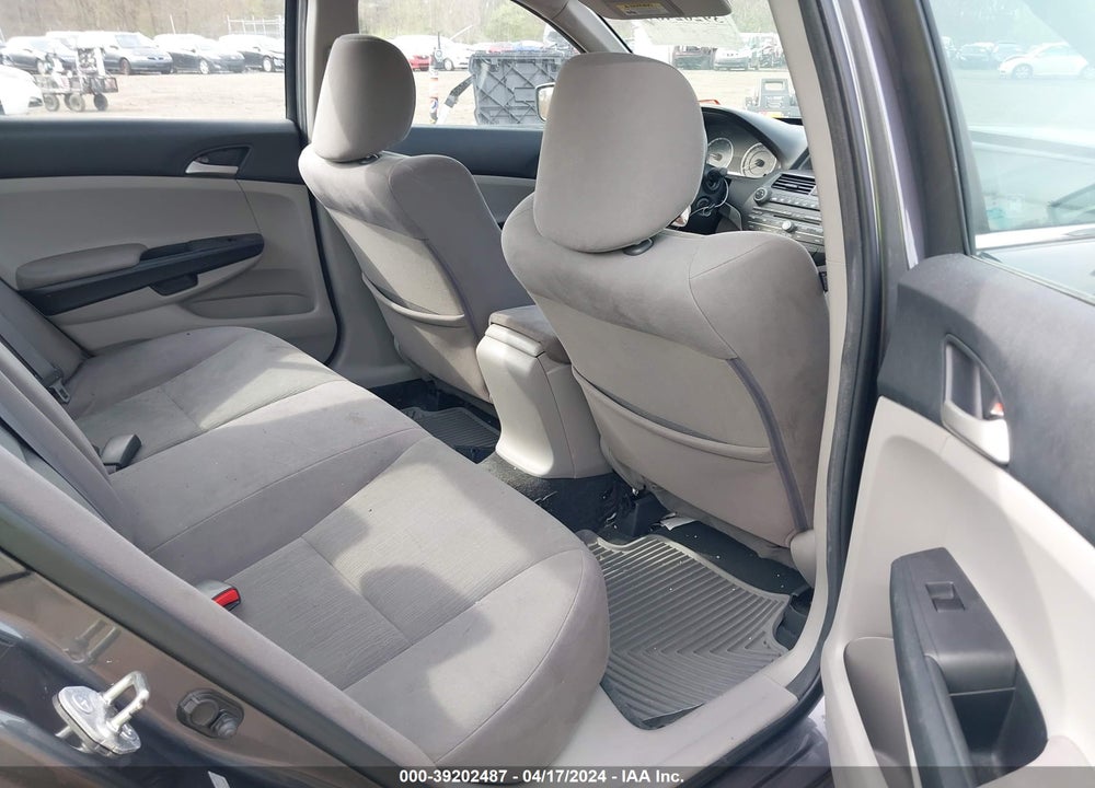 2011 HONDA ACCORD 2.4 LX VIN: 1HGCP2F34BA084439