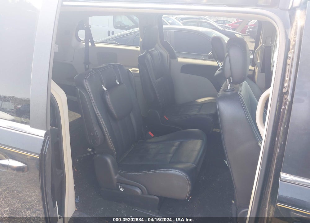 2014 CHRYSLER TOWN & COUNTRY TOURING VIN: 2C4RC1BGXER381786