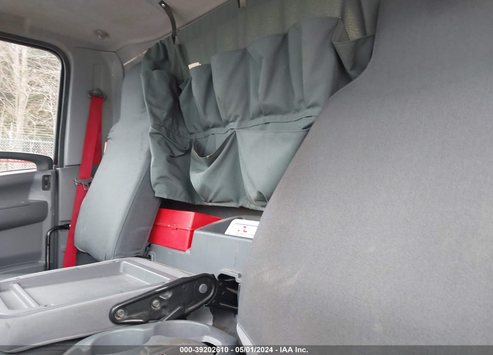 2017 ISUZU NPR HD GAS REG VIN: 54DC4W1C7HS808130
