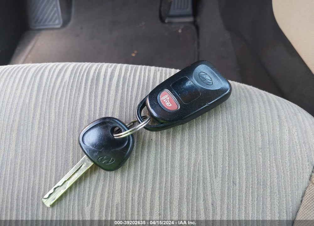 2012 HYUNDAI SONATA GLS VIN: 5NPEB4AC2CH490903