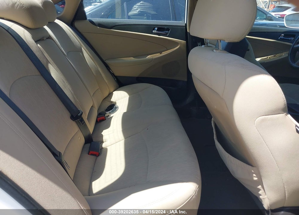 2012 HYUNDAI SONATA GLS VIN: 5NPEB4AC2CH490903