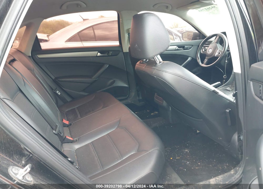 2015 VOLKSWAGEN PASSAT 1.8T WOLFSBURG EDITION VIN: 1VWAT7A3XFC037106