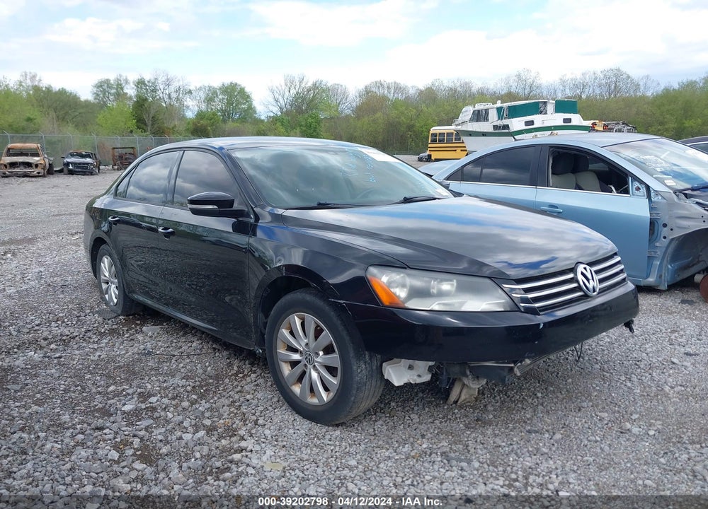 2015 VOLKSWAGEN PASSAT 1.8T WOLFSBURG EDITION VIN: 1VWAT7A3XFC037106