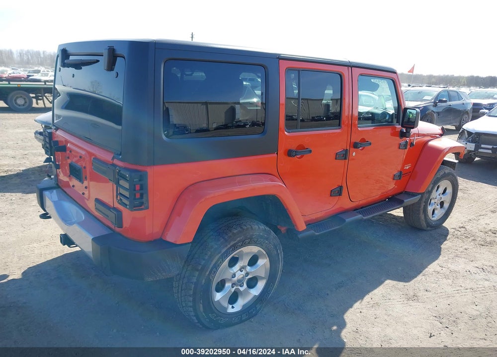 2015 JEEP WRANGLER UNLIMITED SAHARA VIN: 1C4BJWEG5FL671380