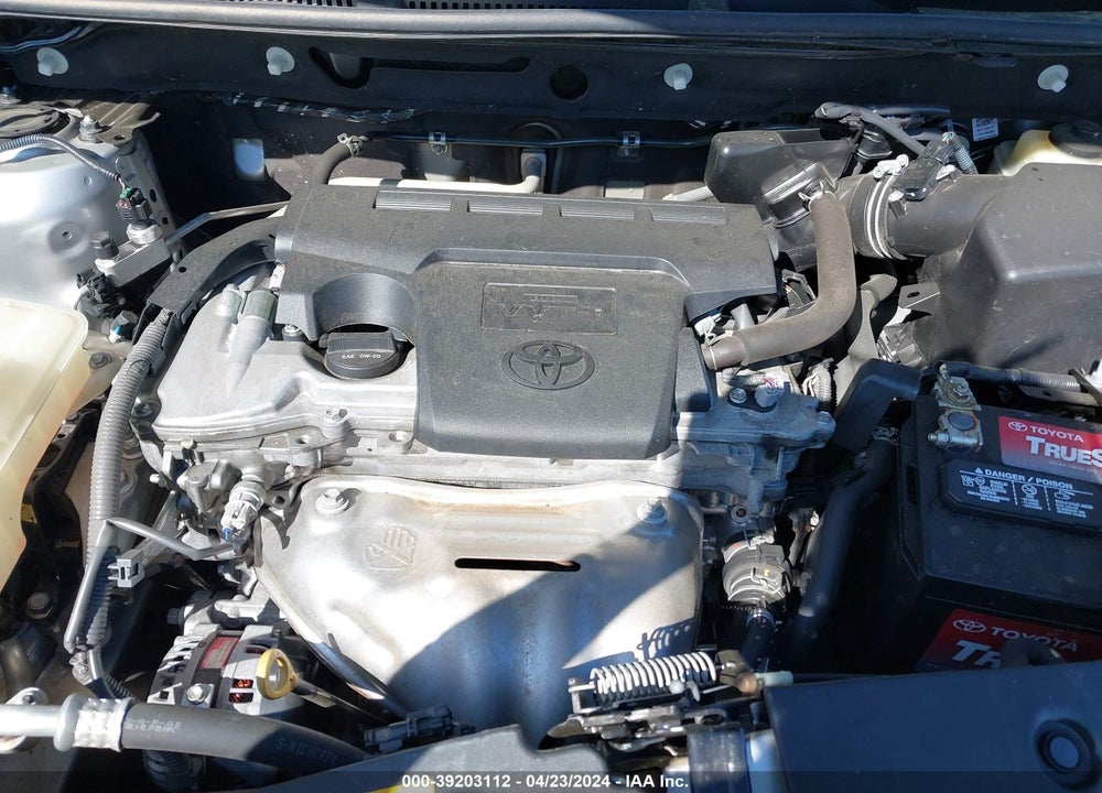 2014 TOYOTA RAV4 XLE VIN: 2T3WFREVXEW115791
