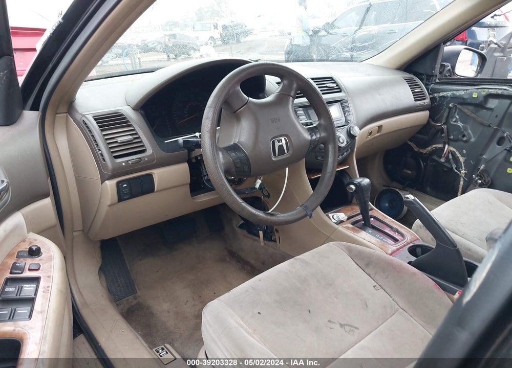 2003 HONDA ACCORD 2.4 EX VIN: JHMCM56643C043901