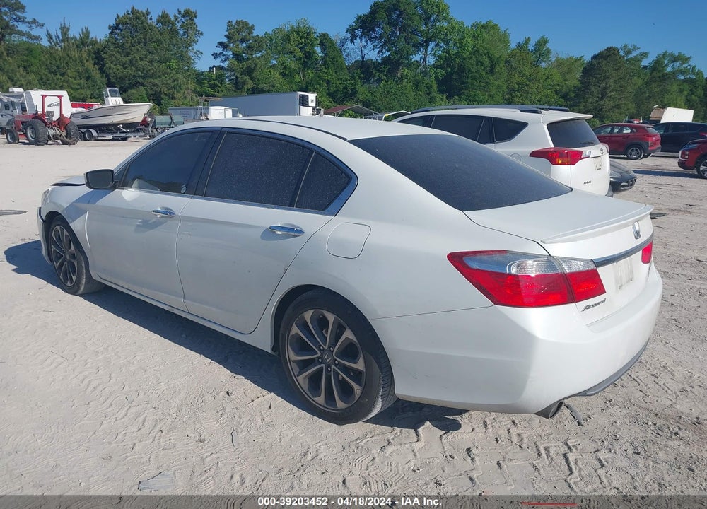 2015 HONDA ACCORD SPORT VIN: 1HGCR2F53FA215202