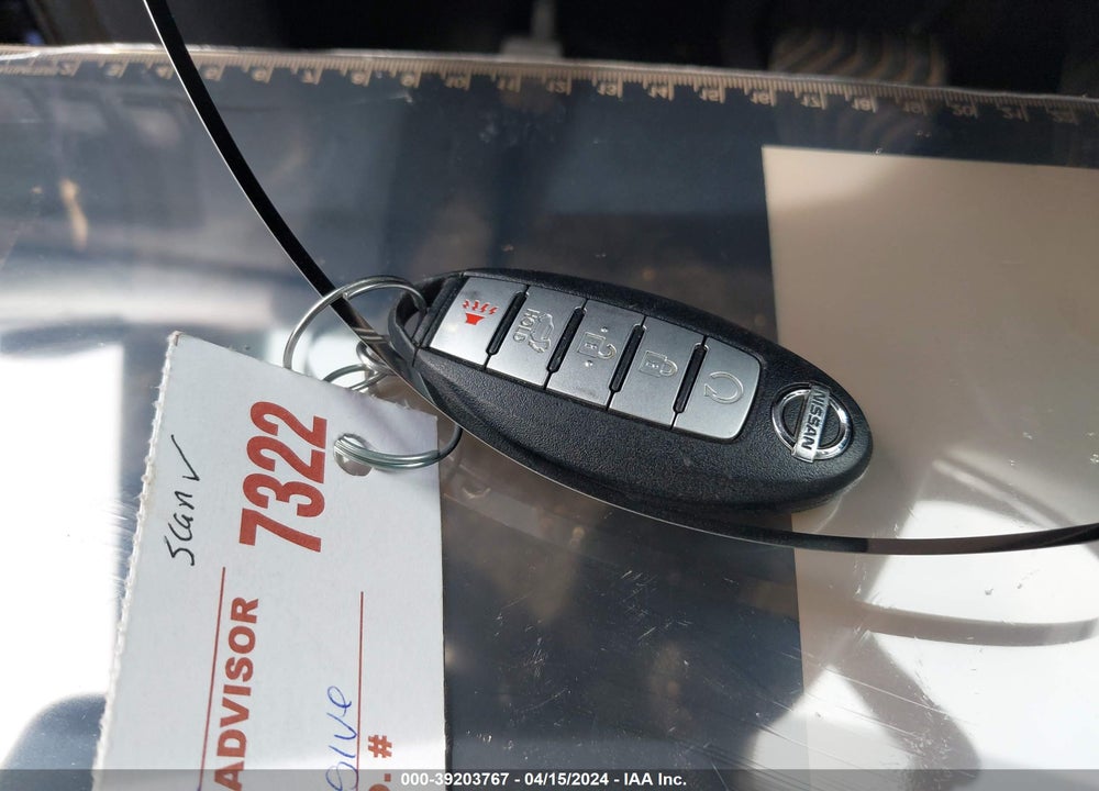 2018 NISSAN ROGUE SV VIN: KNMAT2MT8JP539048