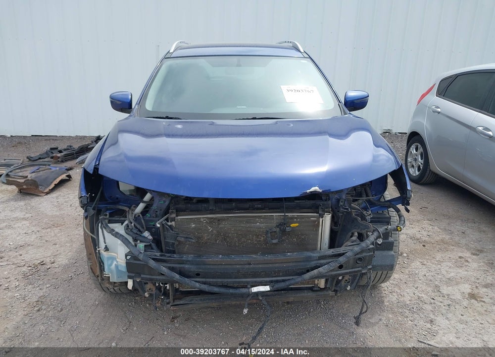 2018 NISSAN ROGUE SV VIN: KNMAT2MT8JP539048