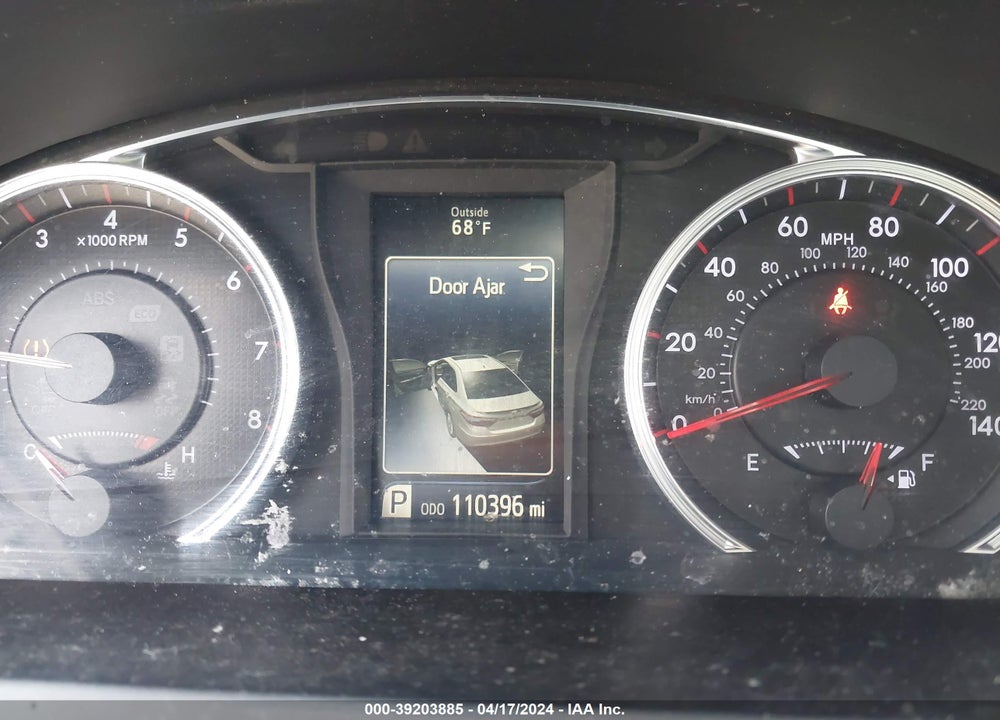 2015 TOYOTA CAMRY SE VIN: 4T1BF1FK3FU068182