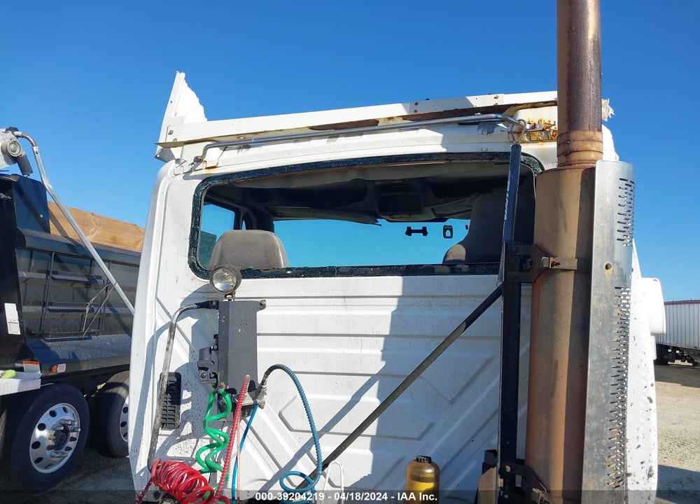2006 INTERNATIONAL 8000 8600 VIN: 1HSHXAHR36J197926