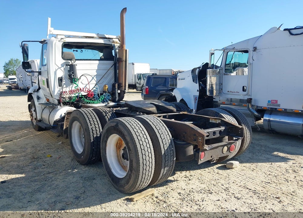 2006 INTERNATIONAL 8000 8600 VIN: 1HSHXAHR36J197926