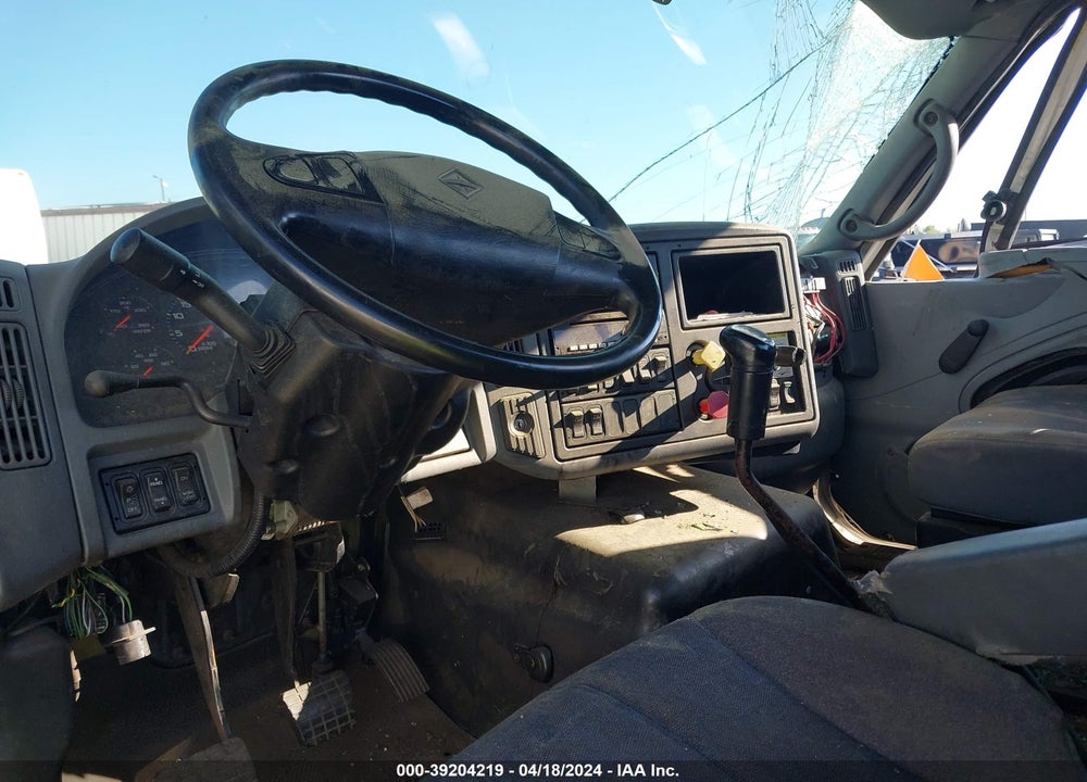 2006 INTERNATIONAL 8000 8600 VIN: 1HSHXAHR36J197926