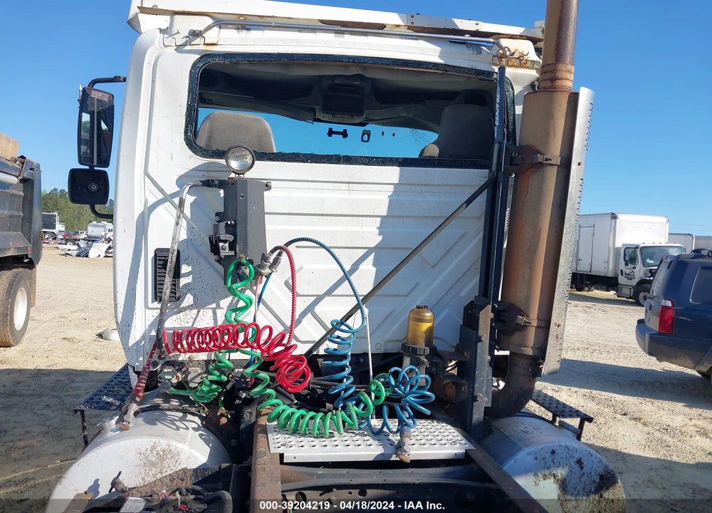 2006 INTERNATIONAL 8000 8600 VIN: 1HSHXAHR36J197926