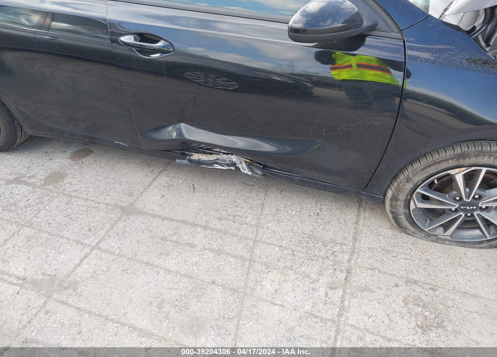 2024 KIA FORTE LXS VIN: 3KPF24AD0RE748071