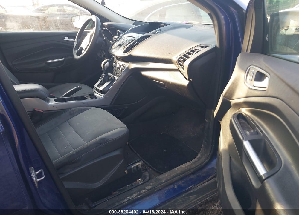 2016 ESCAPE FORD  SE VIN: 1FMCU0G98GUC45682