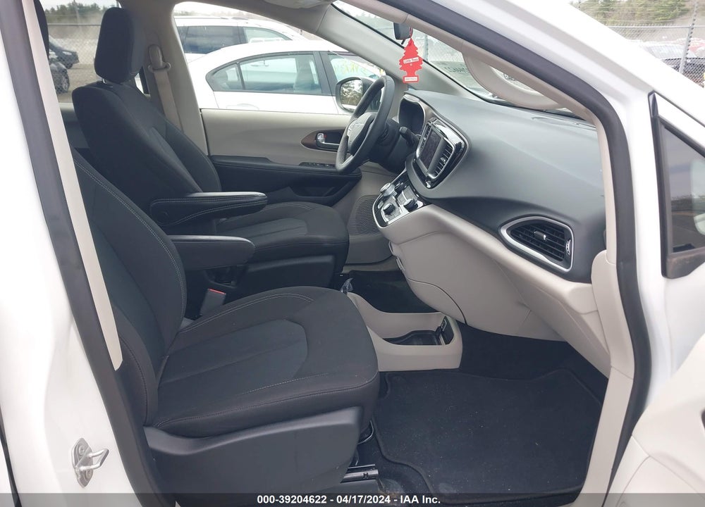 2022 CHRYSLER VOYAGER LX VIN: 2C4RC1CG4NR159775