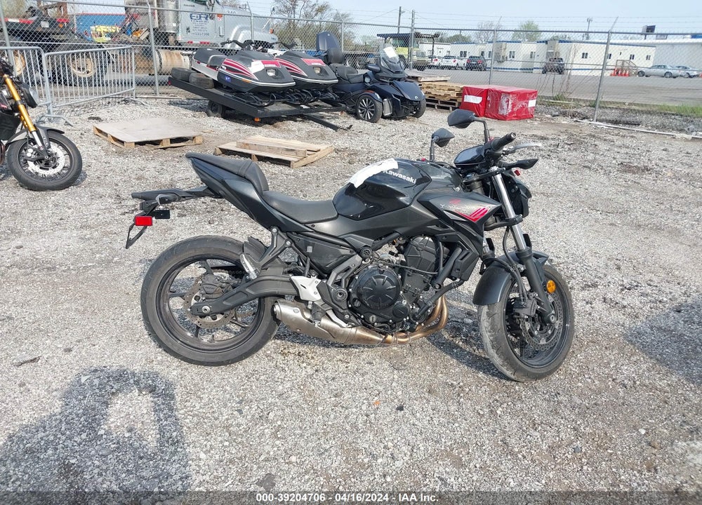 2020 KAWASAKI ER650 L VIN: ML5EREL16LDA13973