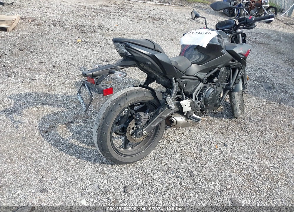 2020 KAWASAKI ER650 L VIN: ML5EREL16LDA13973