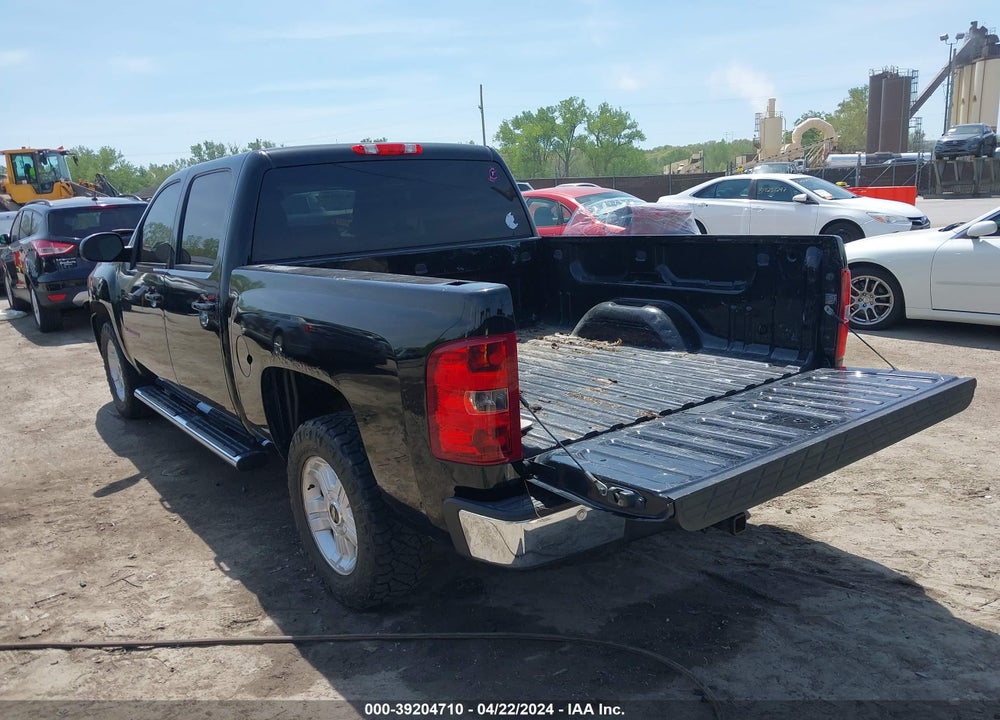 2011 CHEVROLET SILVERADO 1500 VIN: 3GCPKSE34BG322677