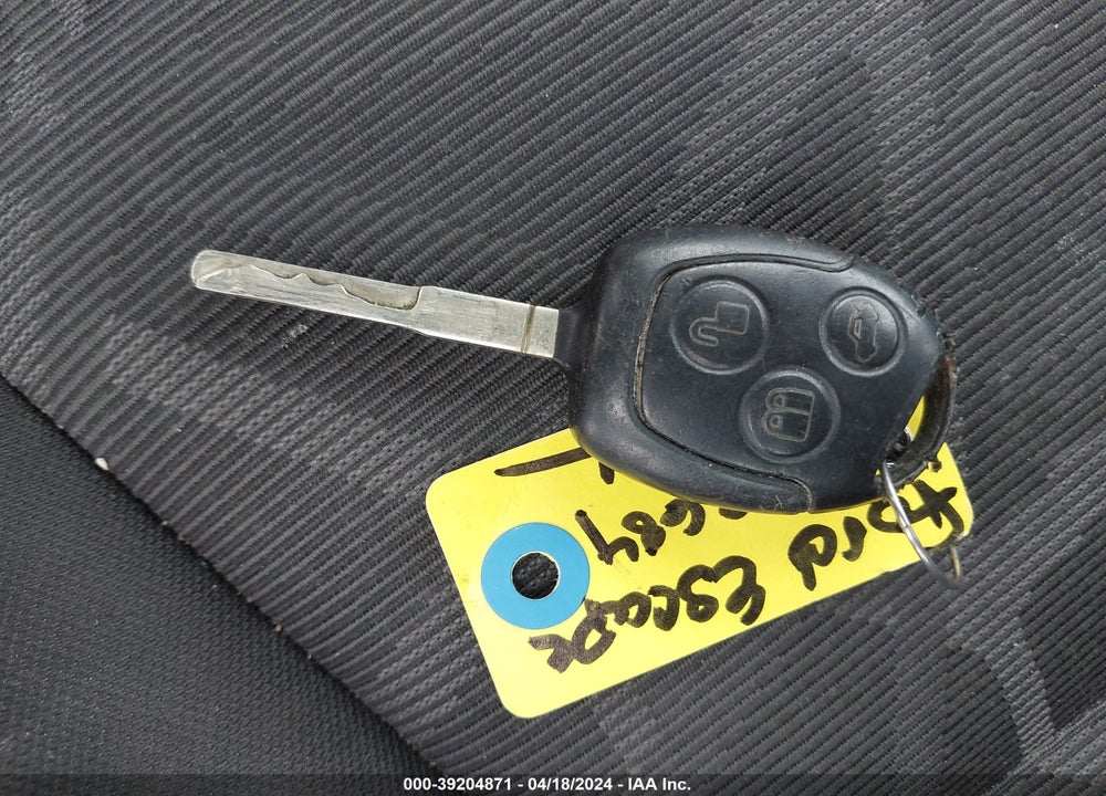 2011 FORD FIESTA SE VIN: 3FADP4EJ8BM129230