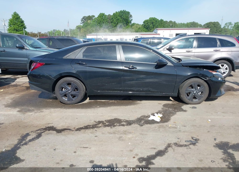 2022 HYUNDAI ELANTRA SEL VIN: 5NPLM4AG7NH077446