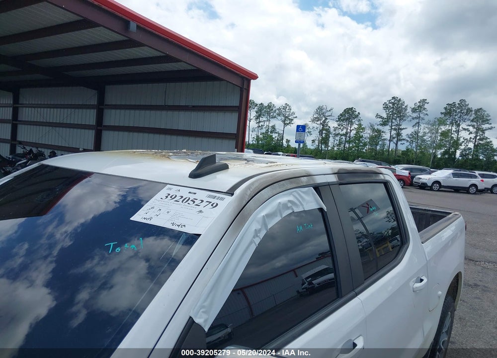 2021 CHEVROLET SILVERADO 1500 4WD SHORT BED LT VIN: 3GCUYDET6MG213167