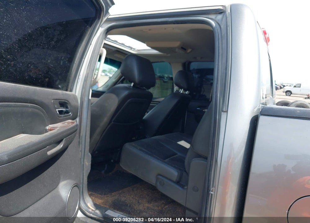 2012 GMC SIERRA 3500HD DENALI VIN: 1GT426C89CF223218