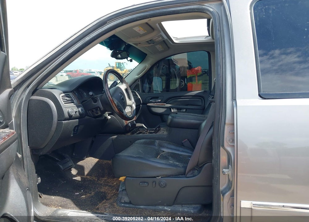 2012 GMC SIERRA 3500HD DENALI VIN: 1GT426C89CF223218