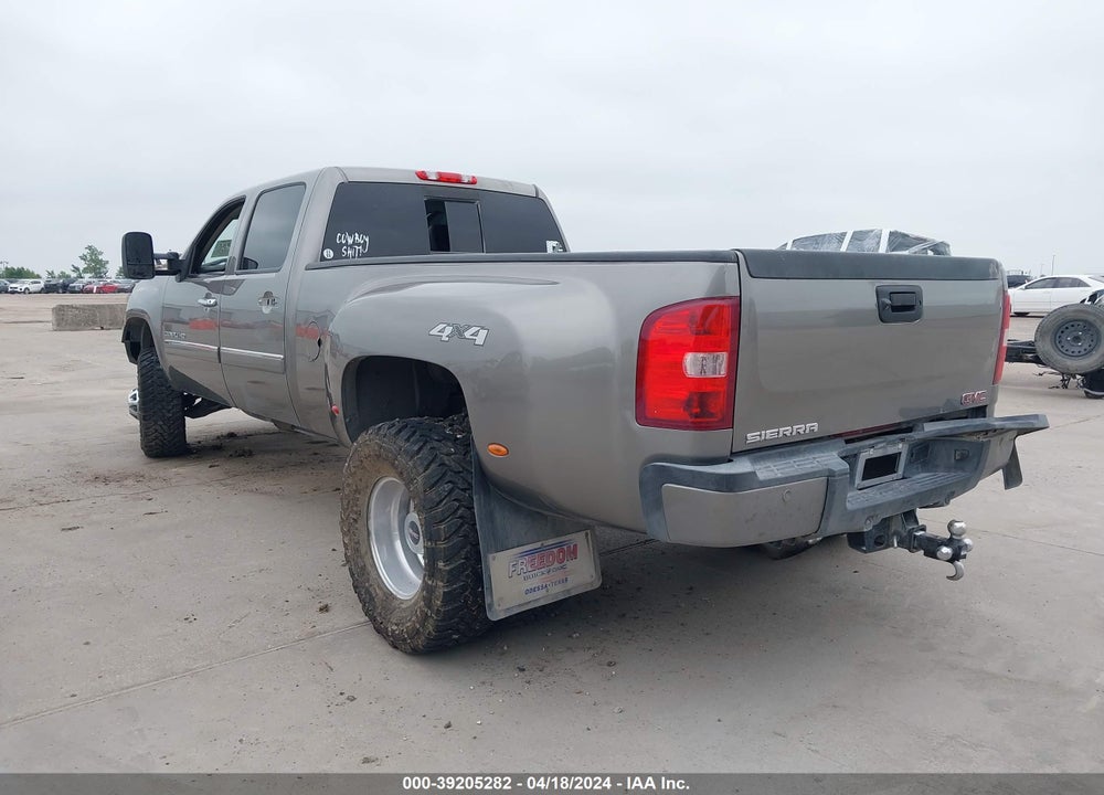 2012 GMC SIERRA 3500HD DENALI VIN: 1GT426C89CF223218