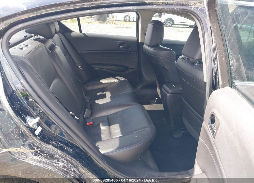 2015 ACURA ILX 2.0L VIN: 19VDE1F51FE002831