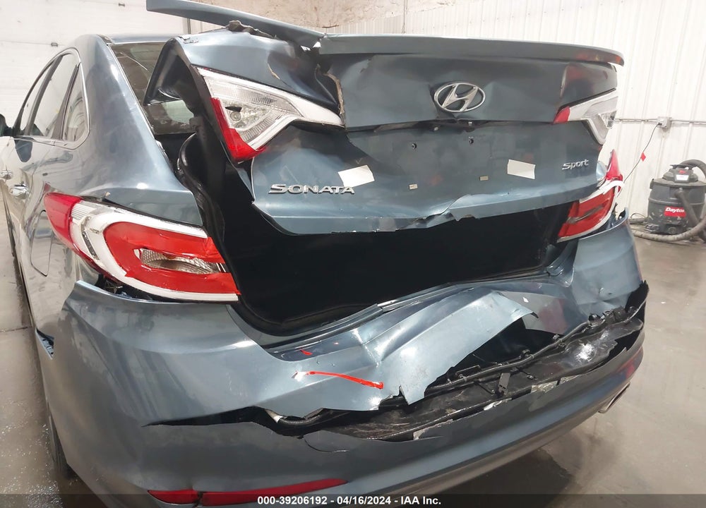 2016 HYUNDAI SONATA SPORT VIN: 5NPE34AF3GH321213