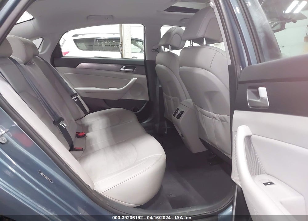 2016 HYUNDAI SONATA SPORT VIN: 5NPE34AF3GH321213