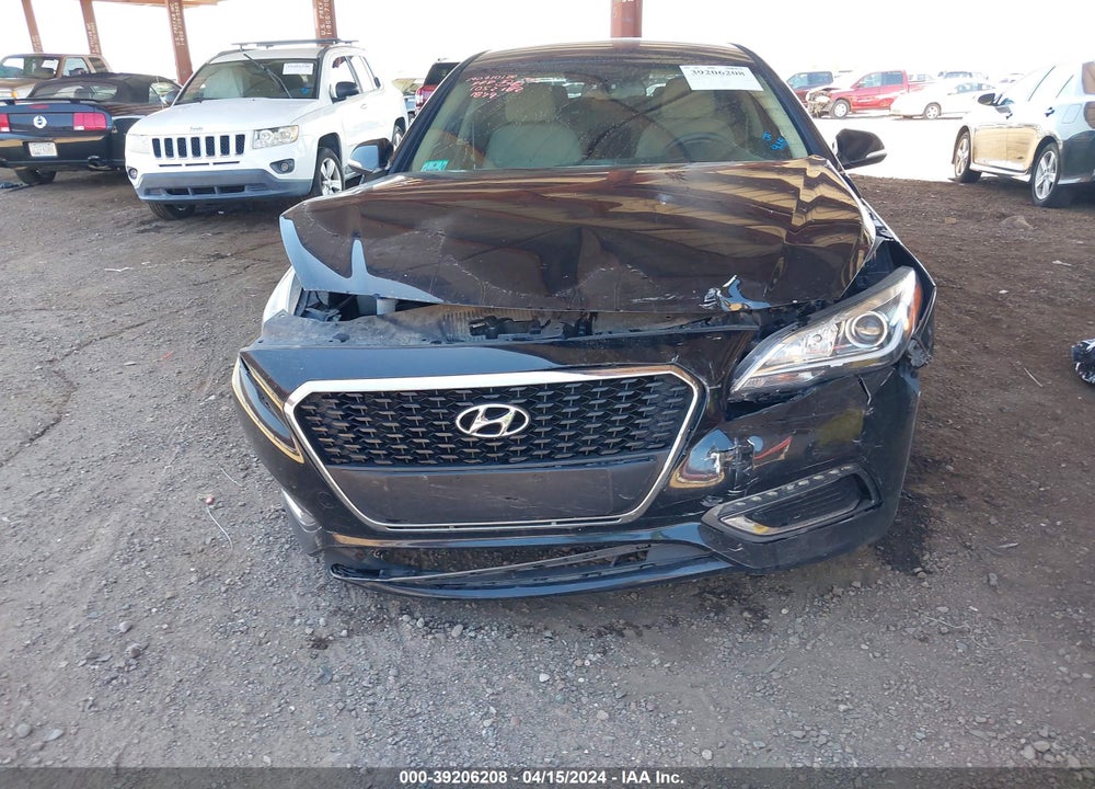 2016 HYUNDAI SONATA HYBRID SE VIN: KMHE24L1XGA031879
