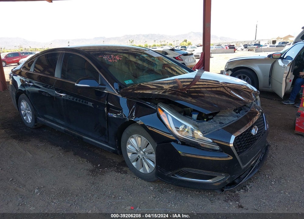 2016 HYUNDAI SONATA HYBRID SE VIN: KMHE24L1XGA031879
