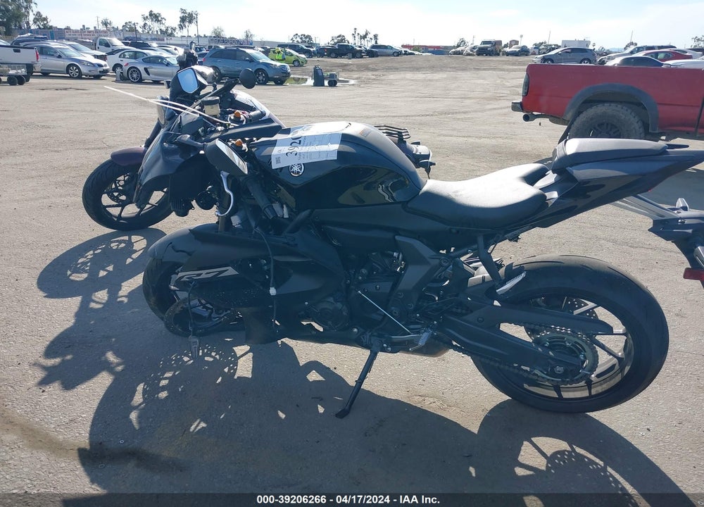 2024 YAMAHA YZFR7 VIN: JYARM38Y2RA002391