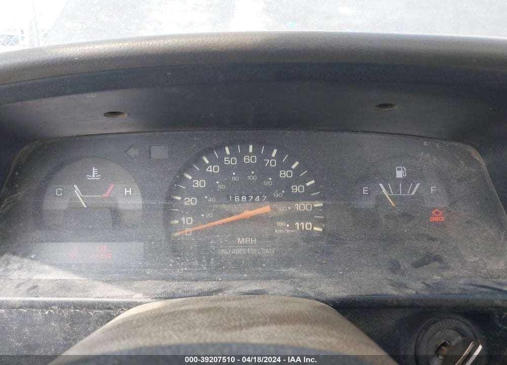1994 TOYOTA PICKUP 1/2 TON SHORT WHEELBASE VIN: JT4RN81A0R5184175