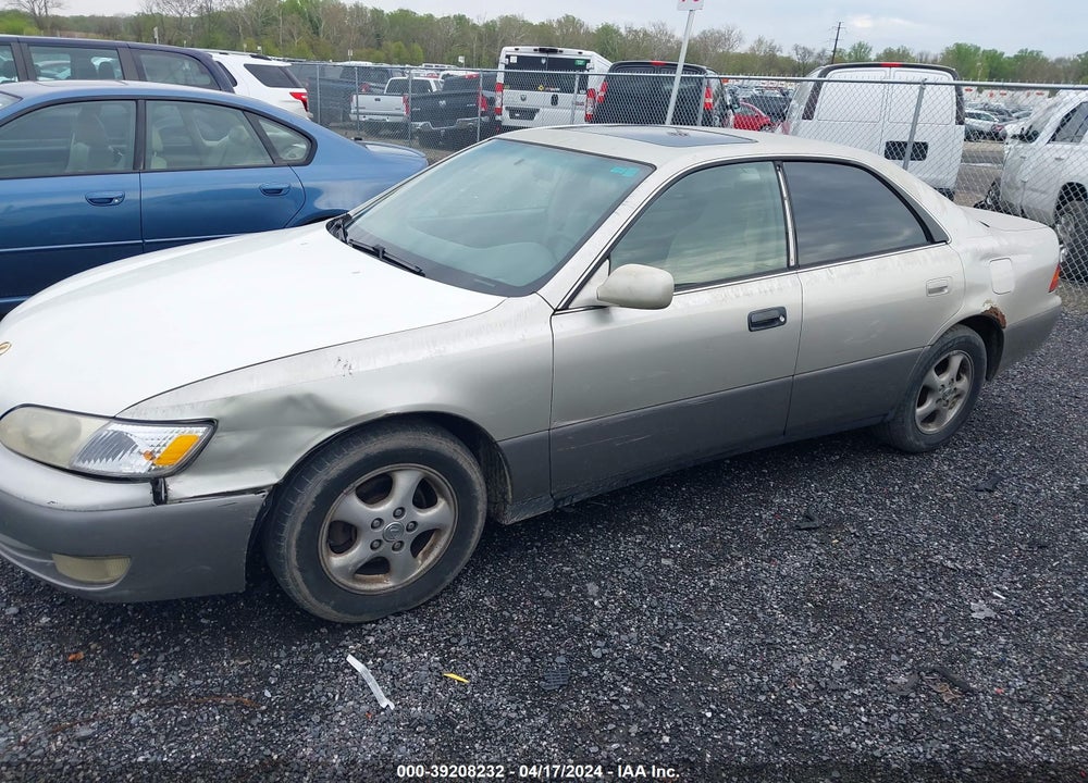 1997 LEXUS ES 300 VIN: JT8BF22G6V5002972