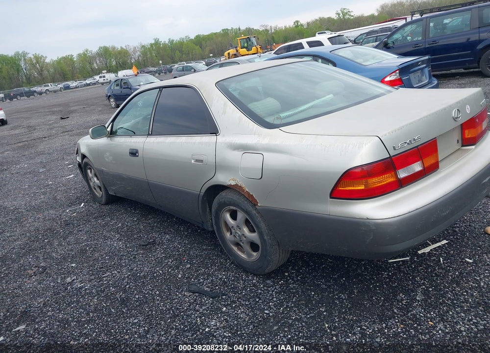 1997 LEXUS ES 300 VIN: JT8BF22G6V5002972
