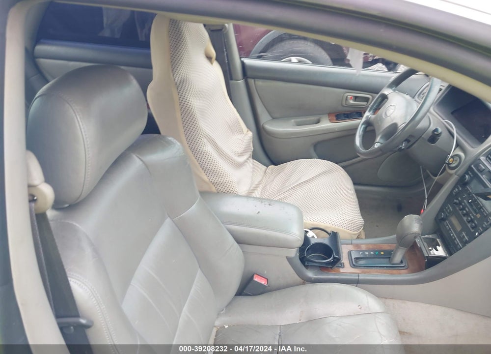 1997 LEXUS ES 300 VIN: JT8BF22G6V5002972
