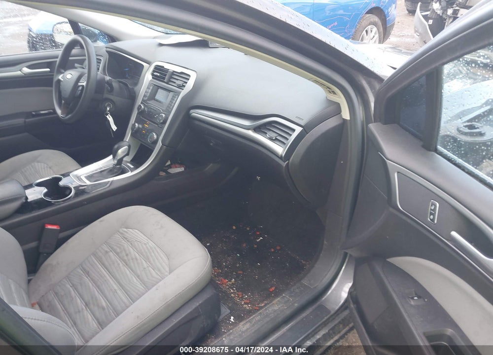 2016 FORD FUSION S VIN: 3FA6P0G70GR295898
