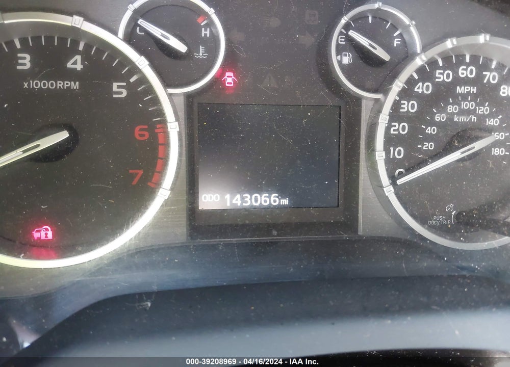 2016 TOYOTA TUNDRA PLATINUM 5.7L V8 VIN: 5TFAW5F10GX554253
